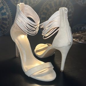 Wild diva lounge size 7